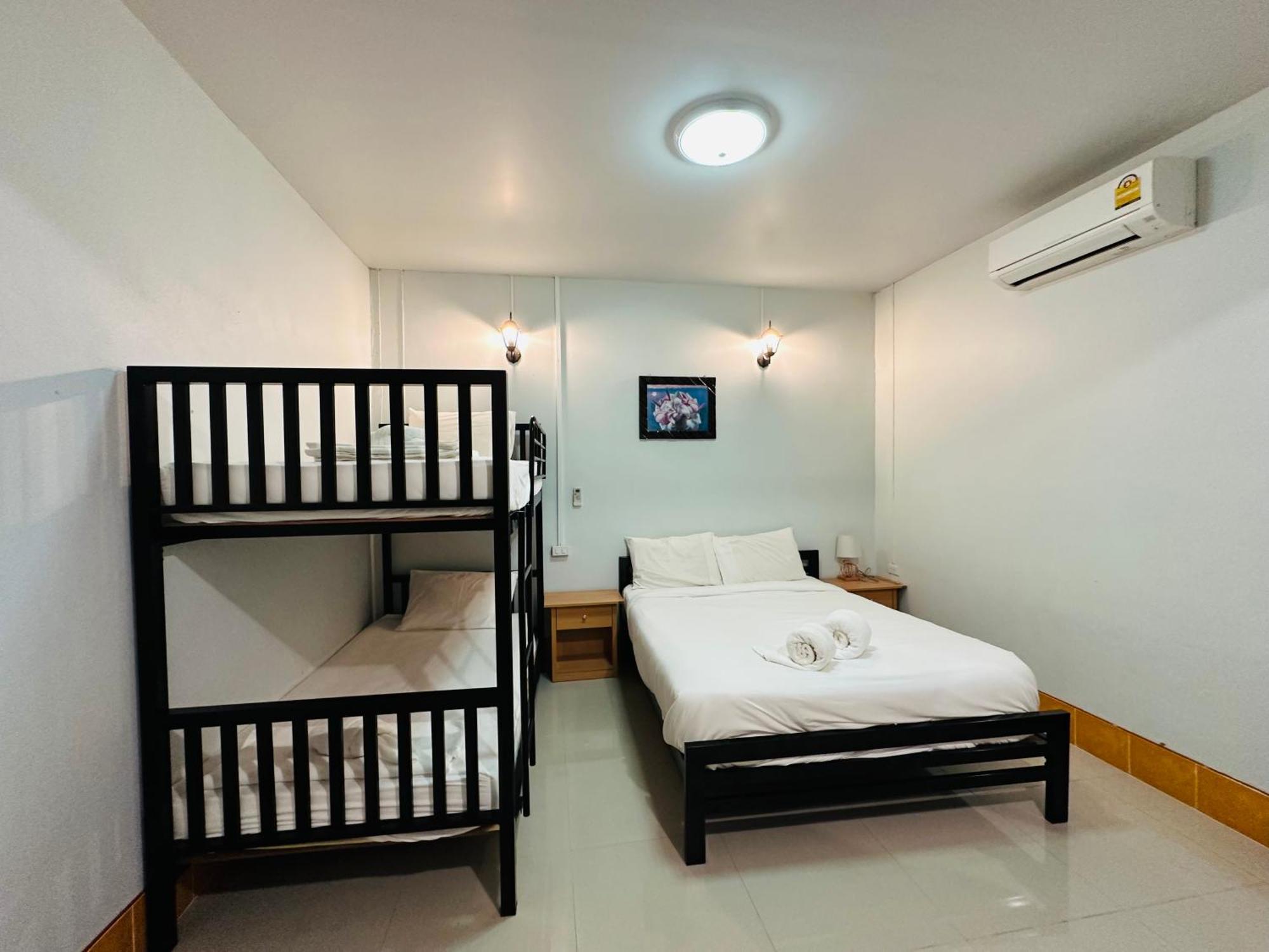 Koh Jum Bungalow & Hostel Exterior photo